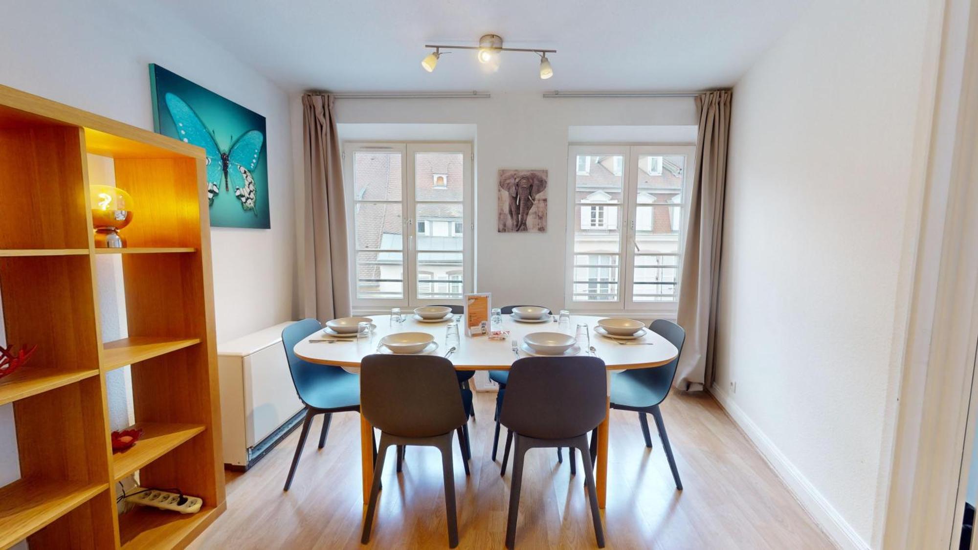 Appartement 70 M² Center *